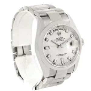Replica Rolex President Day-Date 18k White Gold Diamond 118209