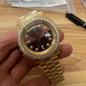 Replica Rolex Day Date Diamond Bezel Yellow Gold 40MM Watch