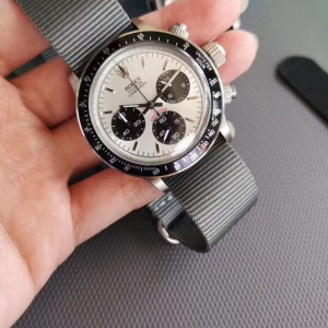 Replica Rolex Daytona Silver Dial Vintage Watch-Quartz Movement