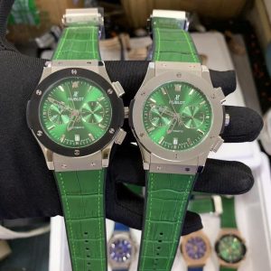 Replica Hublot Big Bang Chronograph Green Dial and Green Strap Quartz Movement BB77772