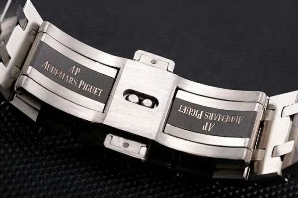 G91HLF4K)Z3J~ND4RX}{5WX